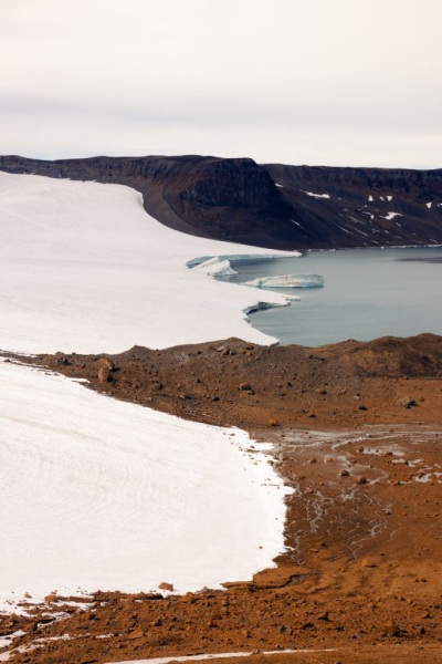 la fragilité des paysages Antarctique de Pia Riverola (Journey to Antartica),